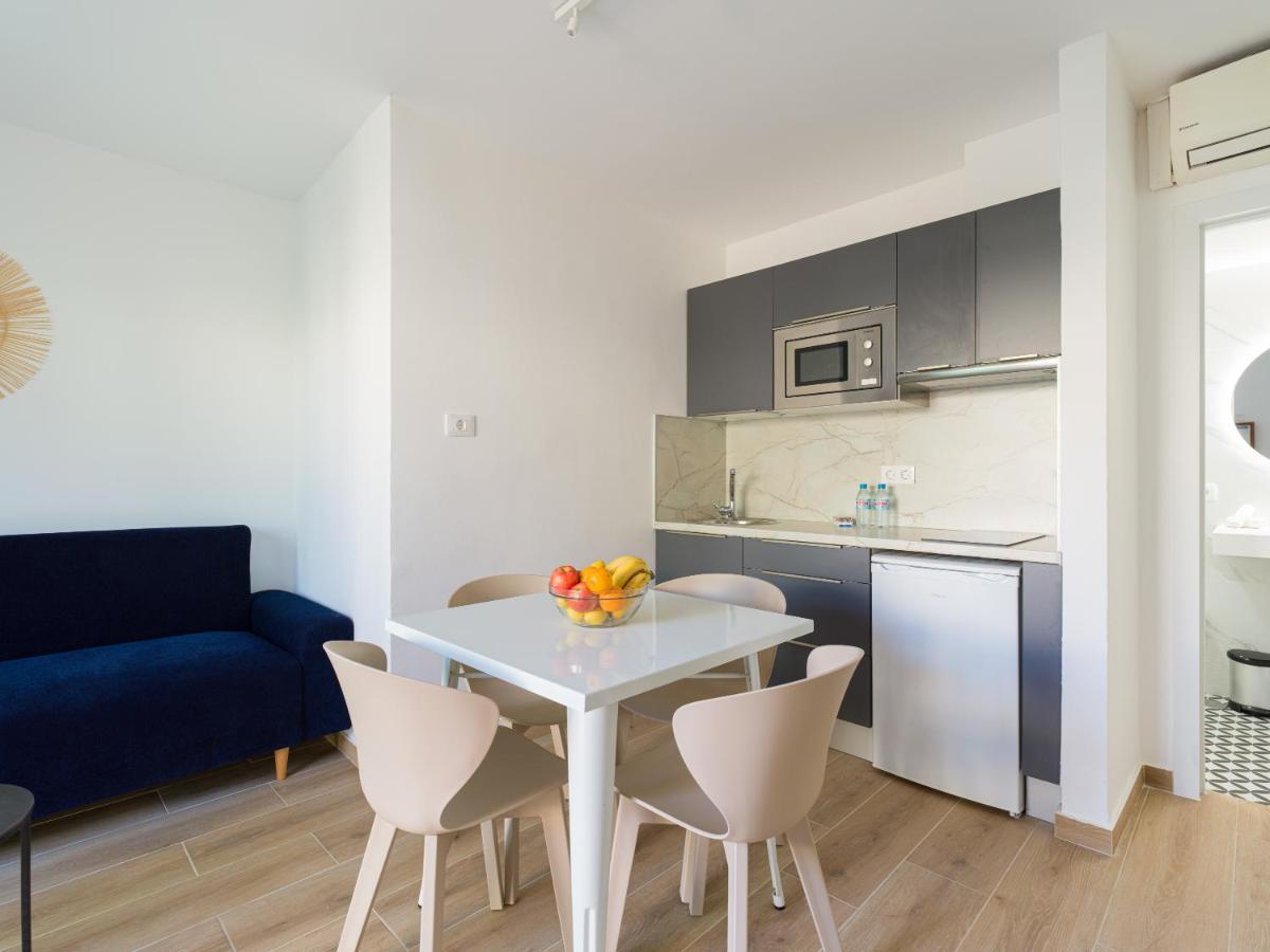 Homeforguest Moderno Apartamento Con Piscina En Corralejo Exteriér fotografie